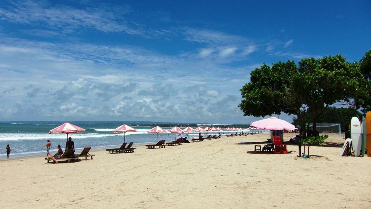 Hana Kuta Beach Hotel Экстерьер фото
